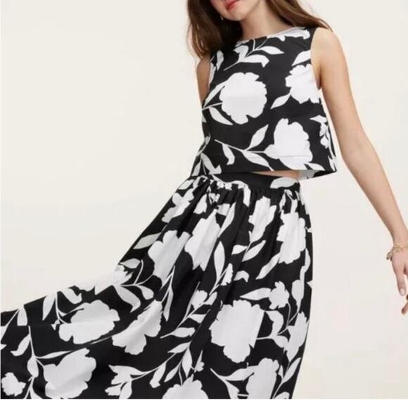 kate spade Dresses & Skirts - Kate Spade Black and White Floral A-Line Skirt